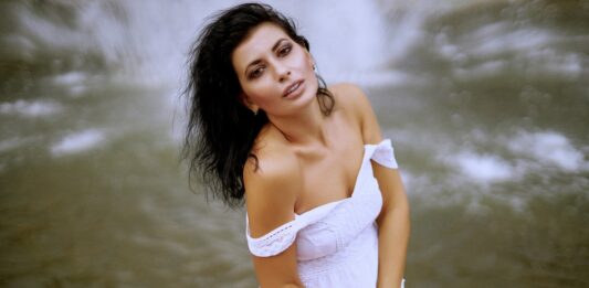 Stylizacje z dodatkami do stylu smart casual